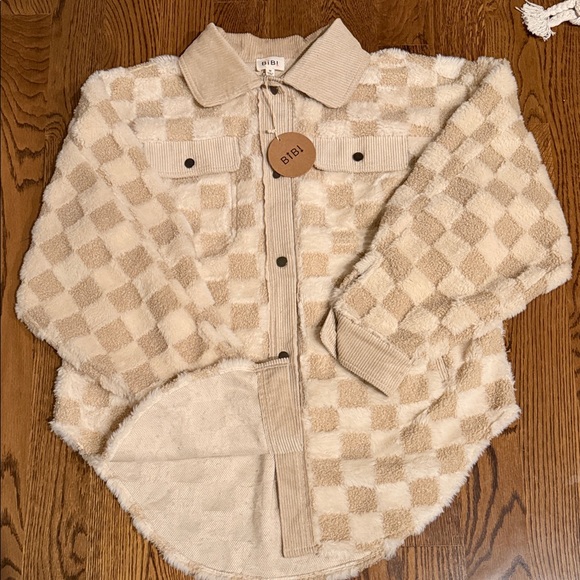 BiBi Checkered Cream Teddy Jacket medium - Picture 14 of 14